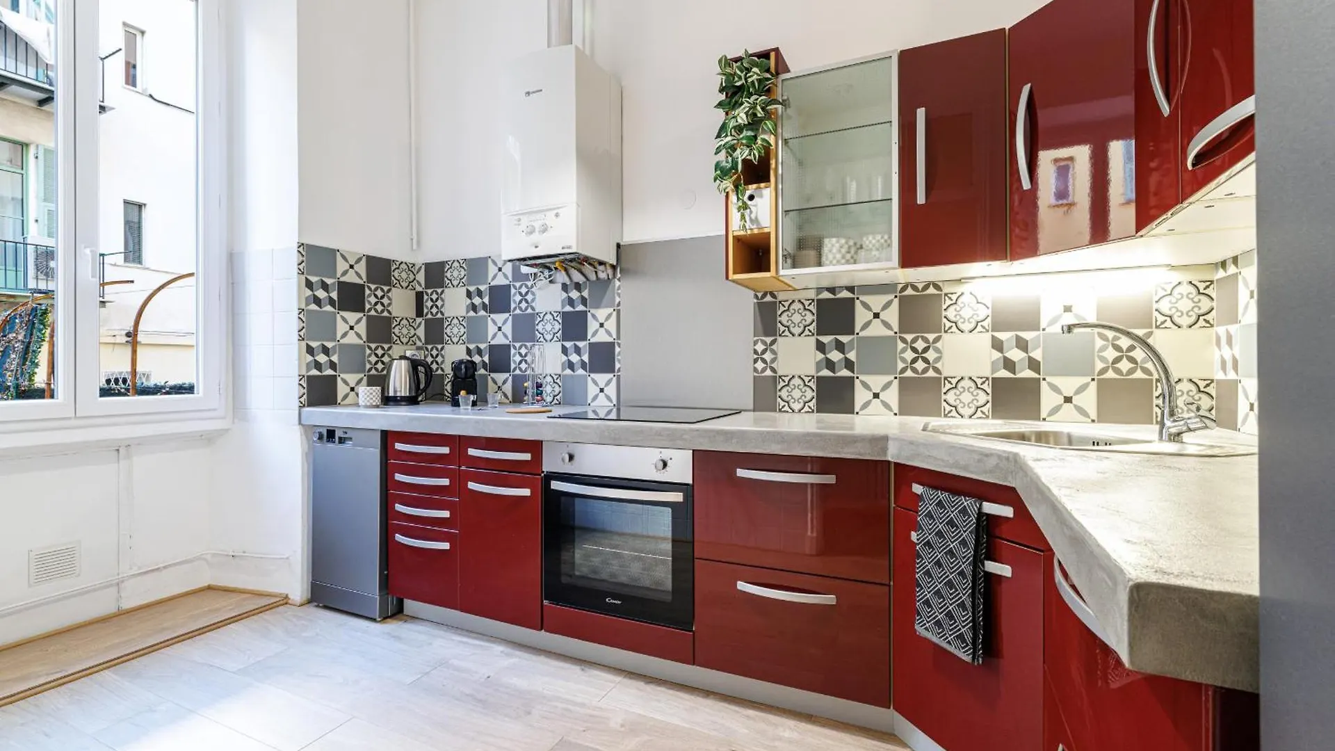 Apartment 36 Stalngrad - Appartement Spacieux - Le Port - 6 Pers Nice